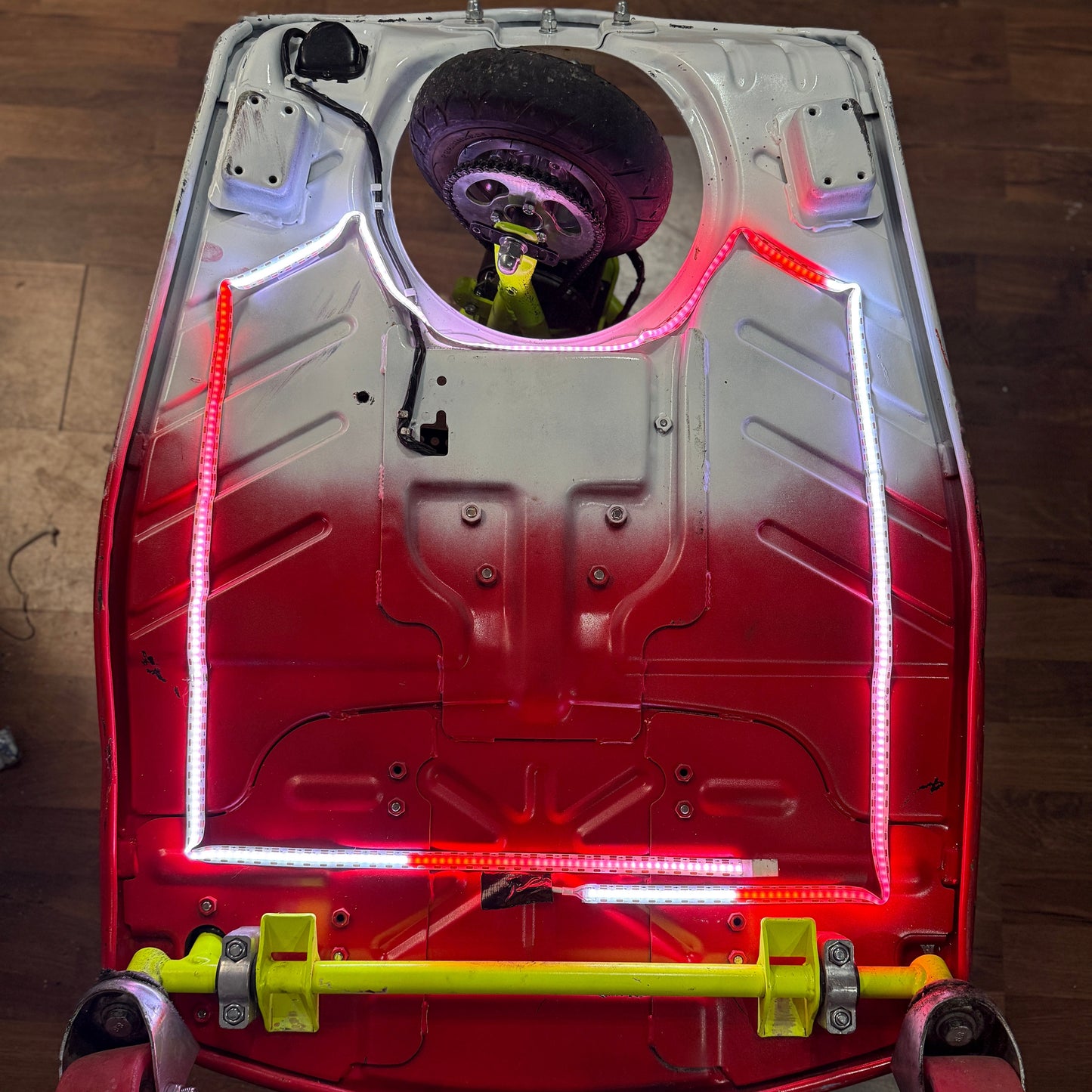 Unterbodenbeleuchtung - LED Streifen